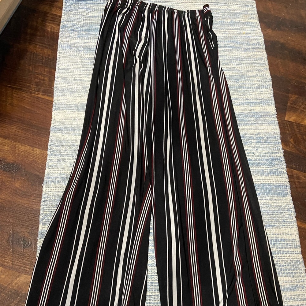Flowy pants - Picture 3 of 4